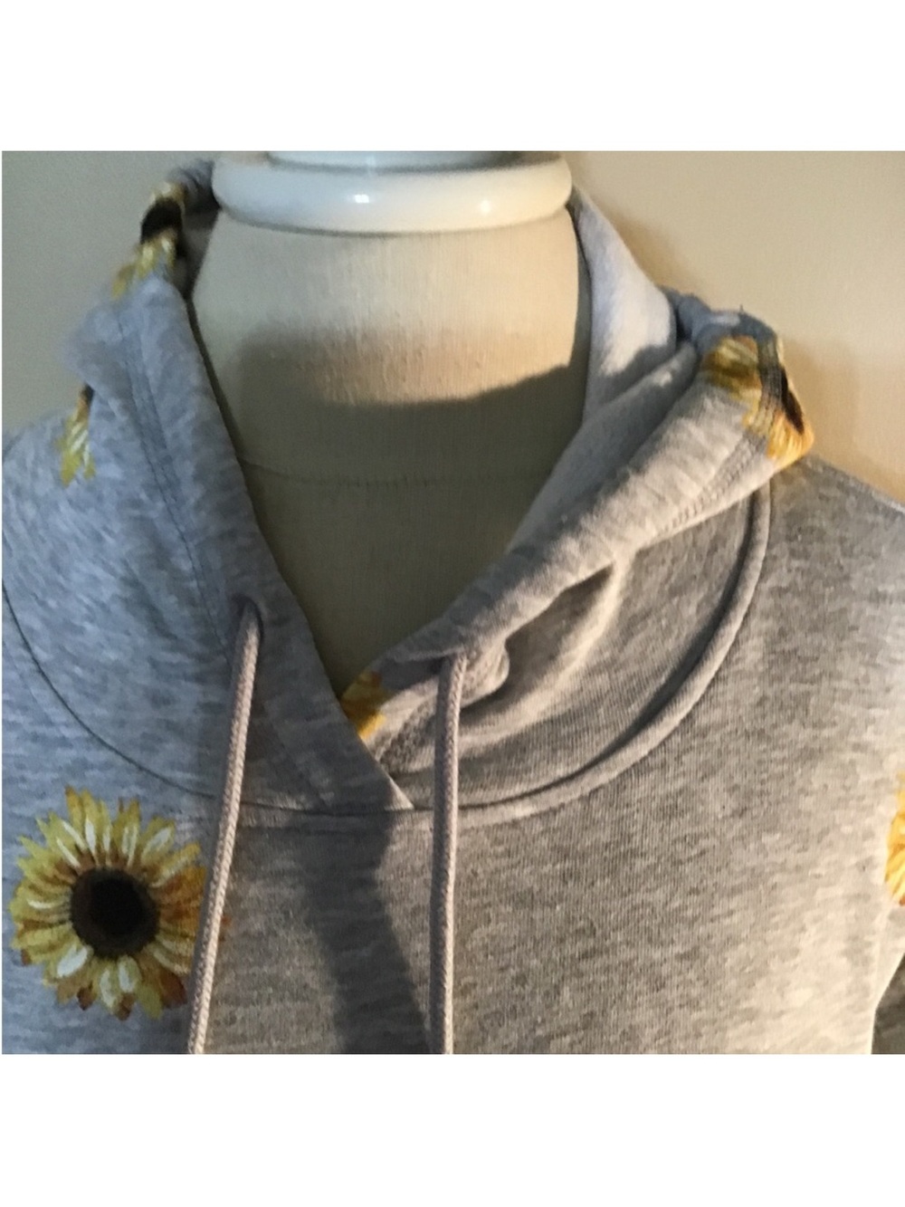 NWT No Boundaries floral sunflower Gray Hoodie sweatshirt xxl - Picture 8 of 9